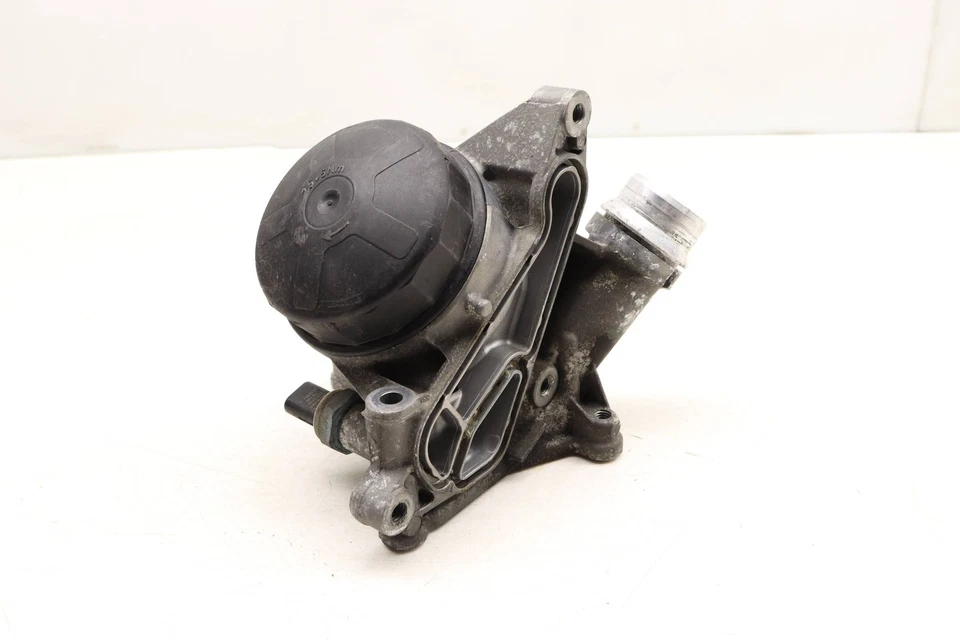 BMW 435I XDRIVE GRAN CUPÉ 2015-2016 - Carcasa de filtro de aceite del motor 8642289 Foto 2 de 4