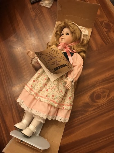 Seymore Mann The Connoisseur Doll Collection 1997 Puppe, Kleid, Puppenständer, OVP - Bild 3 von 6