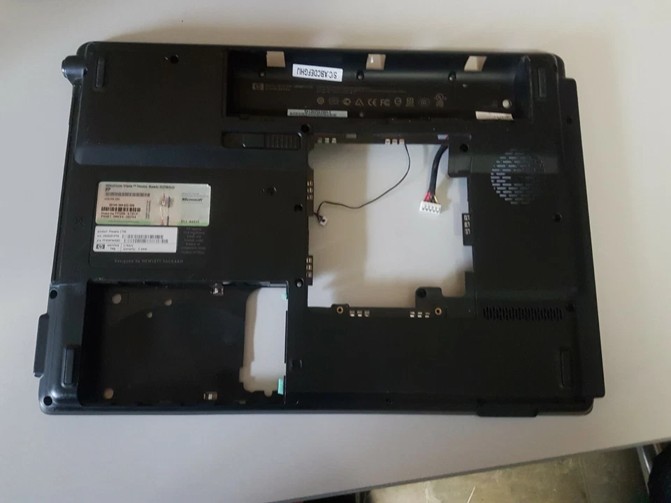 Compaq Pesario C700 Bottom Housing - Image 2 of 2