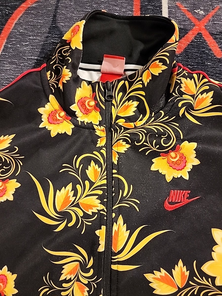 NIKE MENS RUSSIAN FLORAL INSPIRED TRACKSUIT N98 SIZE LARGE (RARE