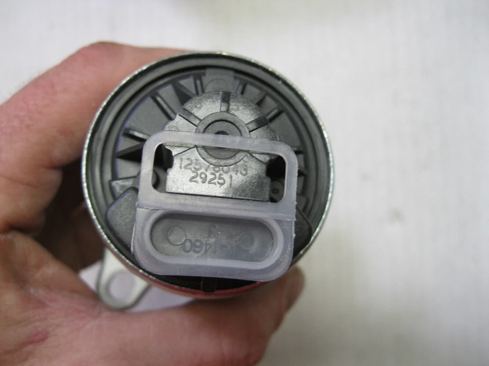 Exhaust Gas Recirculation (EGR) Valve-EGR Valve Tomco 10524 Foto 3 de 4