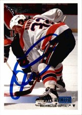 Dale Hunter Signed 1994-95 Topps Premier Hockey card Washington Capitals