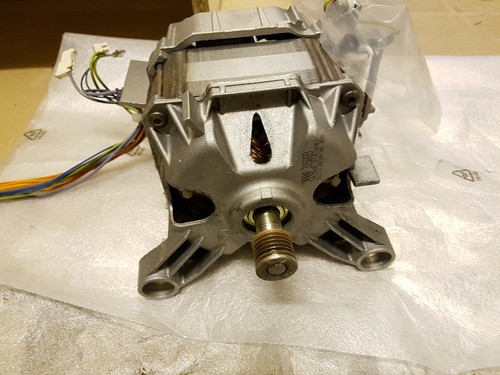 Bosch Classixx 5 Waschmaschine Motor mit Kabelbaum wenig gelaufen.