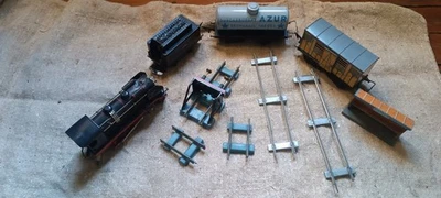 Lot train JEP anciens – locomotive + wagons + rails - Photo 1/4