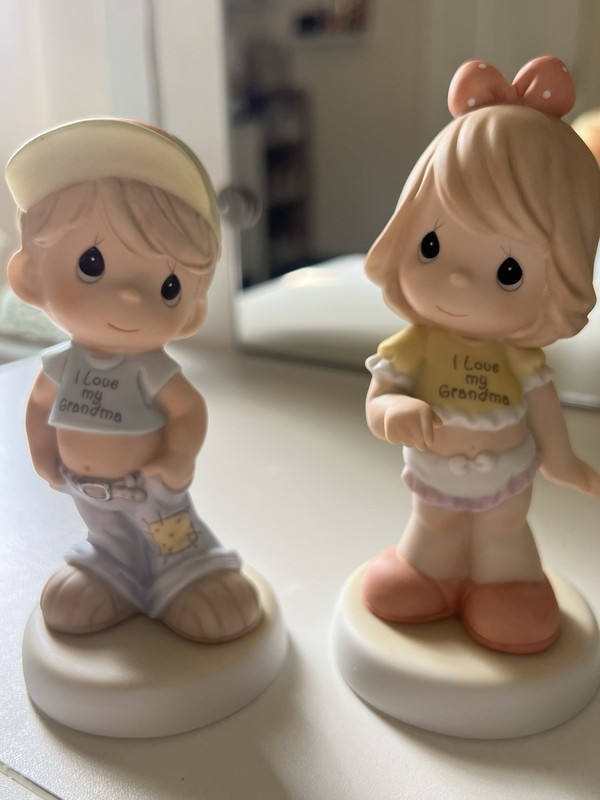 Precious Moments Enesco Grandma I'll Never Outgrow You 2000 Porcelain (2)