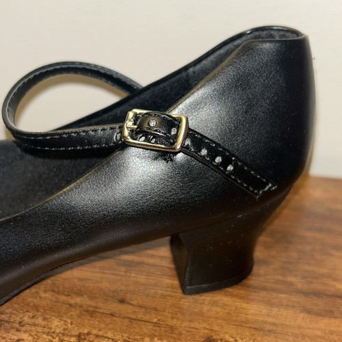 Capezio Jr. Footlight Charakter Damenschuh, schwarz, 7,5 W US - Bild 19 von 24