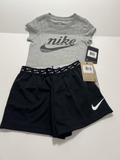 Size 4 NIKE AUTHENTIC GIRLS ORIGINAL BRAND NEW 2Pc TEE SHORTS SET NWT