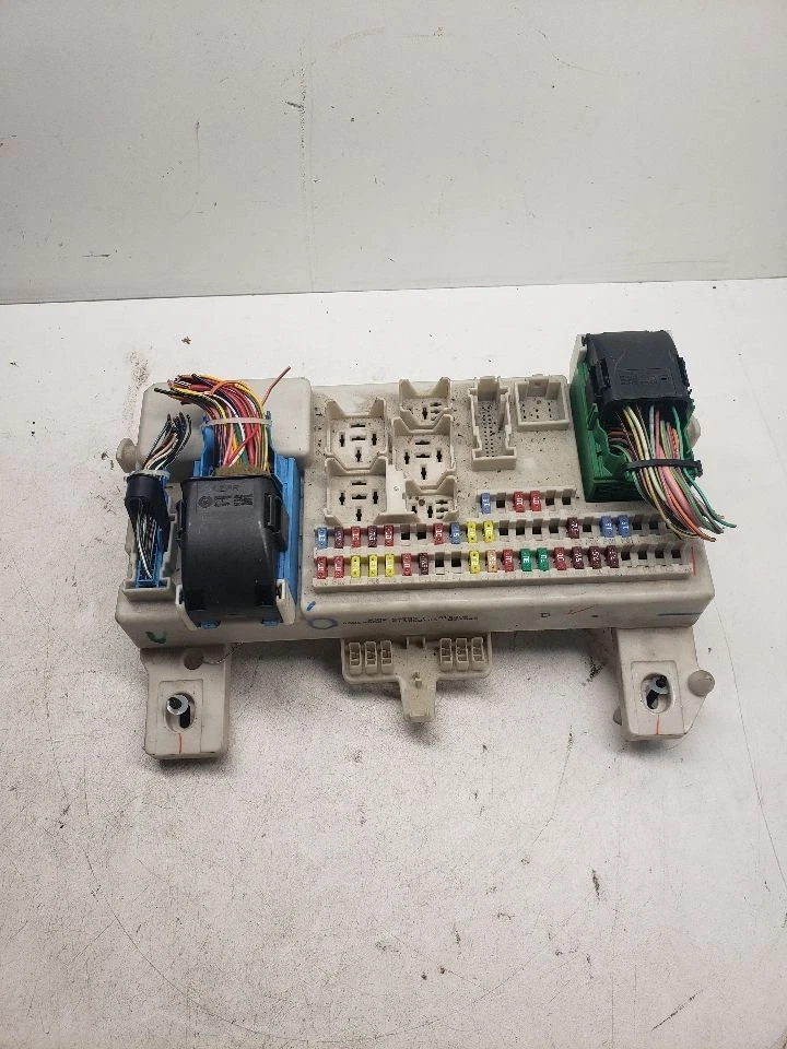 Chassi ECM controle de corpo BCM atrás caixa de luvas compatível com 04-06 MAZDA 3 1409945 - Imagem 3 de 4