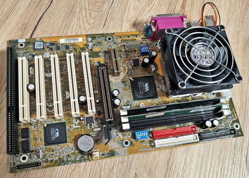 Gigabyte GA-6VTXE REV. 1.0 Socket 370 Motherboard + PIII 1.0GHz CPU + RAM *RARE* - 第 1/14 張圖片