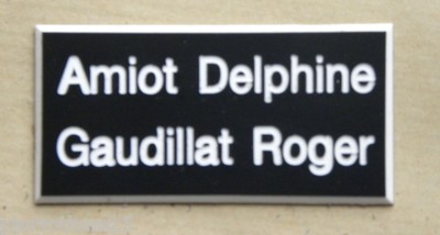 Plaque Gravée Pour Boîte Aux Lettres - Personnalisable 4 Lignes - Dimensions 48x100 Mm - Biseautée