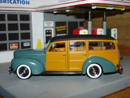 Minichamps 1940 Ford De Luxe, 1:43 NIB Ford 100 Year Heart & Soul Collection - Picture 4 of 9