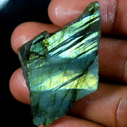 100 % natürlicher blauer Power Labradorit grober Rohstein Cabochon 52 x 34 x 10 mm 98,20 kt