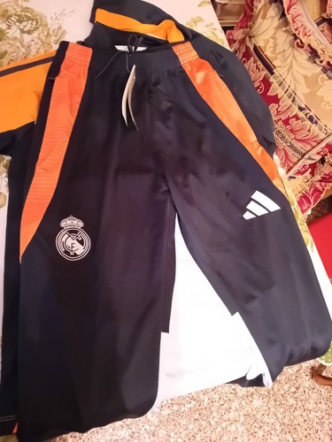 completo tuta adidas tg S colore azzurra Nuova solo provata regalo non gradito - Foto 4 di 6