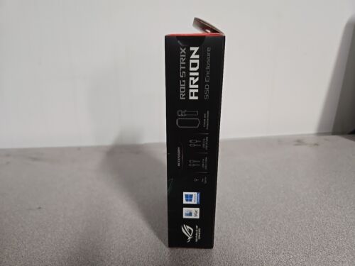 New Asus Rog Strix Arion SSD Enclosure - Picture 3 of 12