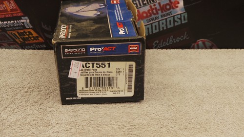 Akebono ProACT Disc Brake Pad Set Fits Mazda MPV 98-92, MPV 03-00 ACT551