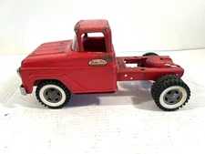 1950-60s Tonka Farm Red Stake Bed Truck Cab ￼