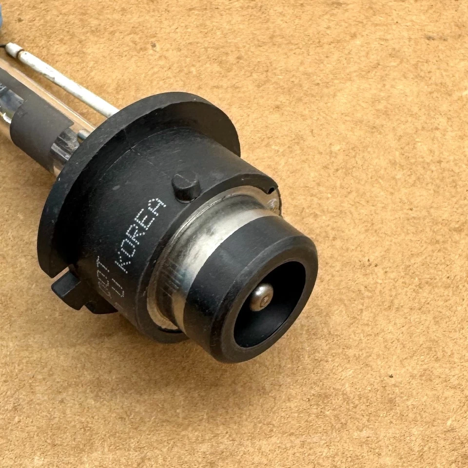 OEM 01-03 Lexus RX300 Xenón HID D2R 35W PUNTO Xenón HID Bombilla Lámpara Flash Foto 3 de 3