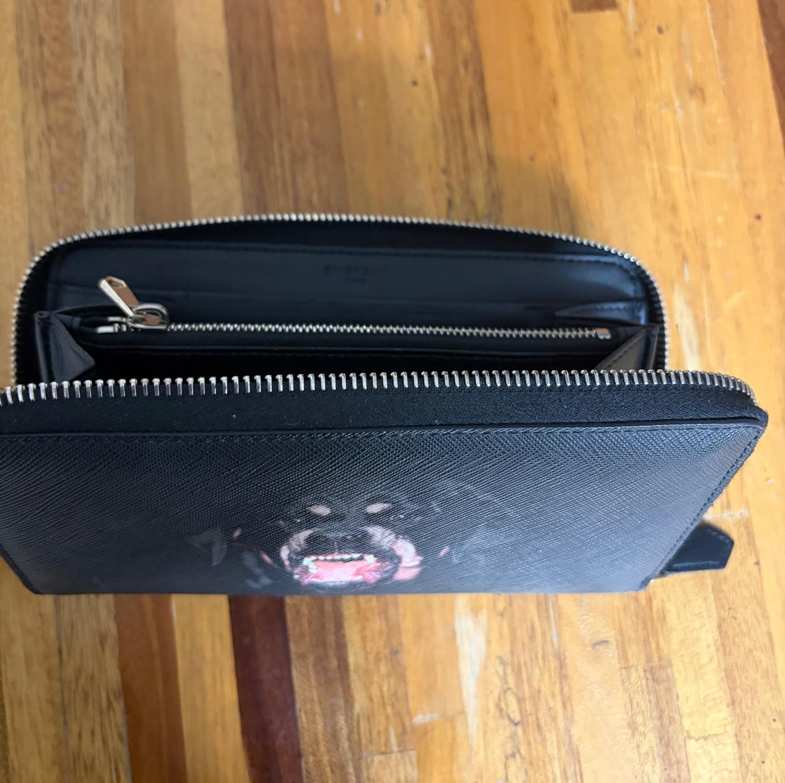 Givenchy Rottweiler Leather Round Zip Long Wallet Rare Retired image 8