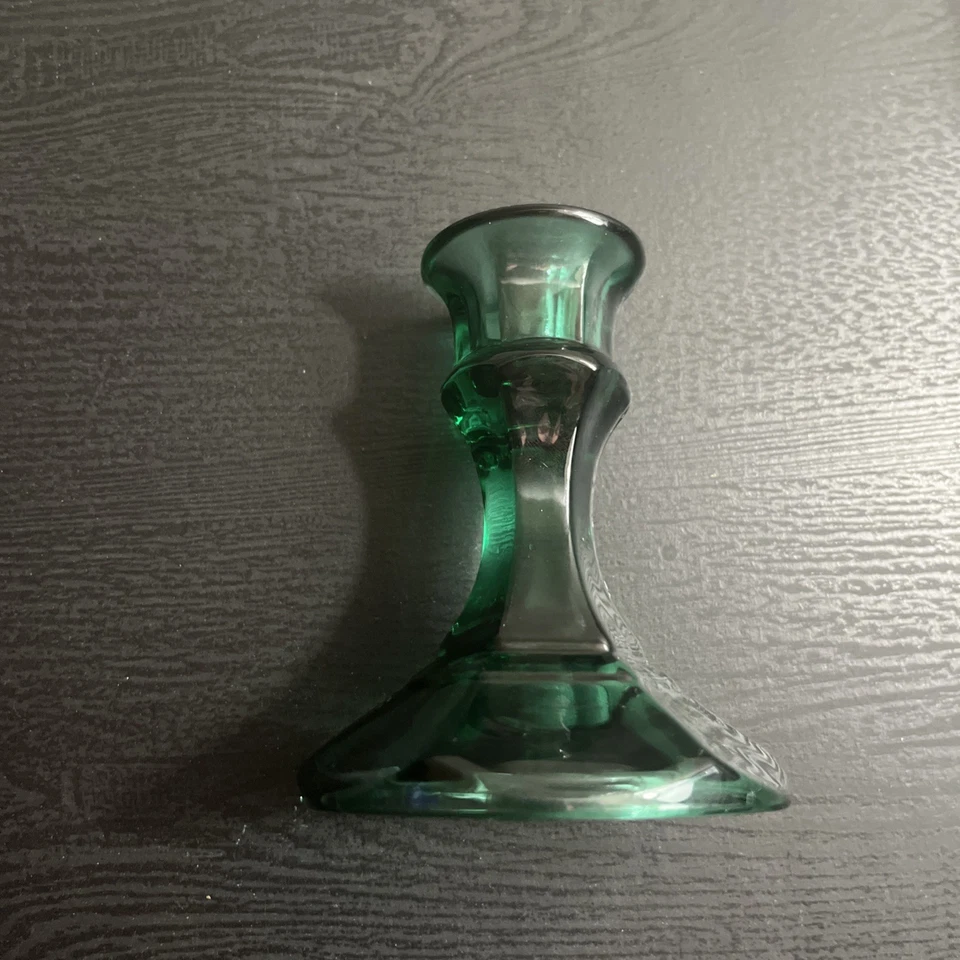 Green Glass Taper Candle Holders 4 inch Excellent Condition. - Image 4 of 4
