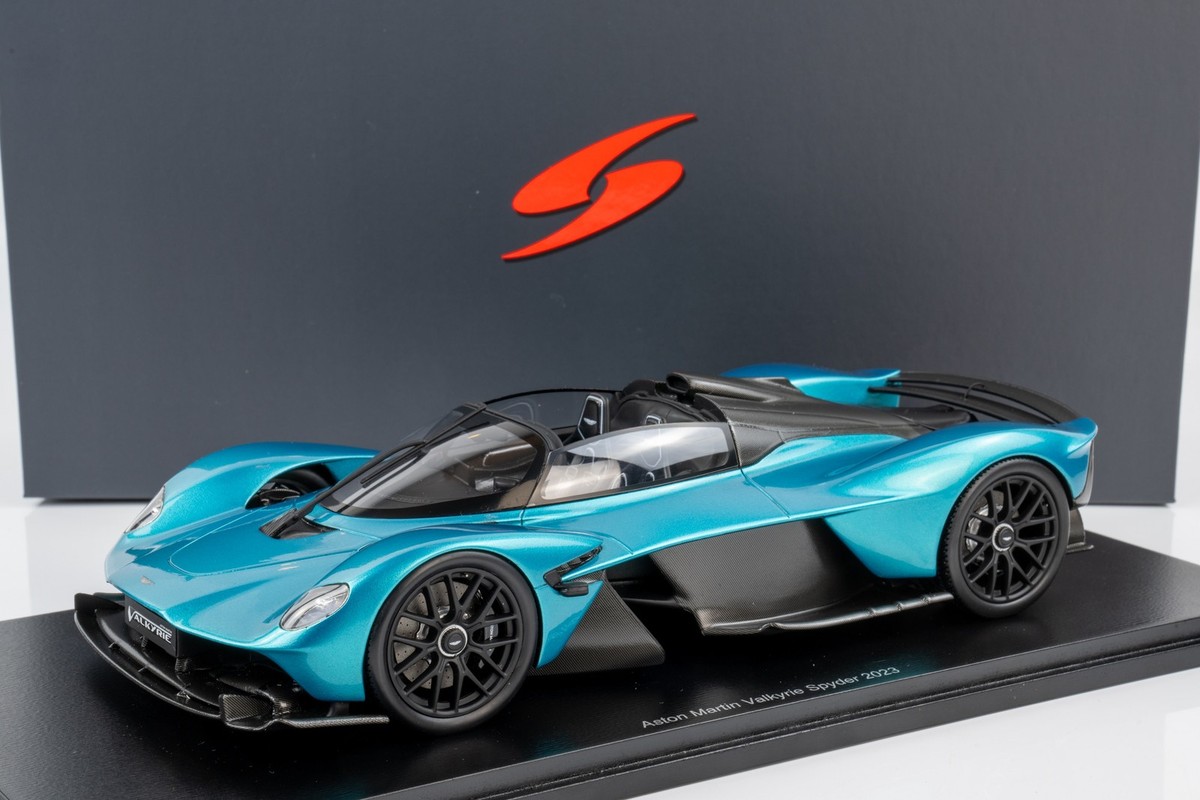 Spark - 1:18 Aston Martin Valkyrie Spider 2024 Blue - Resin Model