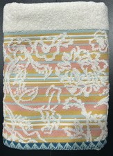 Threshold Boho Floral Bath Towel 2 Piece Set Multicolor Off White 30x54 NWOT
