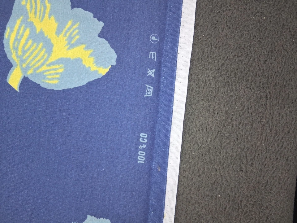 Tela Vintage Marimekko Suitsuke Fujiwo Ishimoto 1997 Floral Finlandia Diseñador T Foto 4 de 4