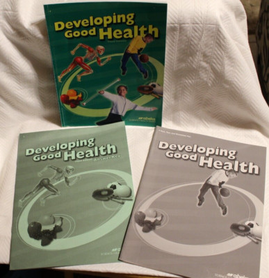 ABEKA Developing Good Health 4th Grade Student & Teacher Books Lot of 3