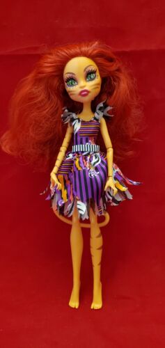 Monster High Freak Du Chic Toralei - Picture 1 of 3