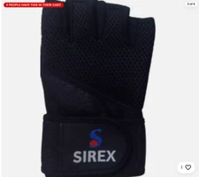 weight lifting gloves/wrist straps