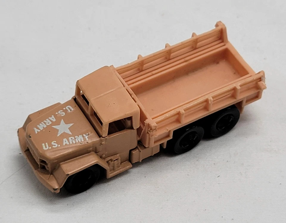 Vintage 1984 HOT WHEELS U.S. Army Troop Convoy Tan Malaysia Loose 1/64 Diecast - Image 2 of 4