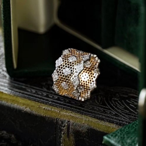 Unique Honeycomb Band Silk Texture Natural Diamond Women Ring 14K 2-Tone Gold - Picture 4 of 6