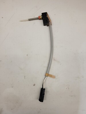OEM Peterbilt/ Kenworth/ Paccar Clutch Position Switch 16