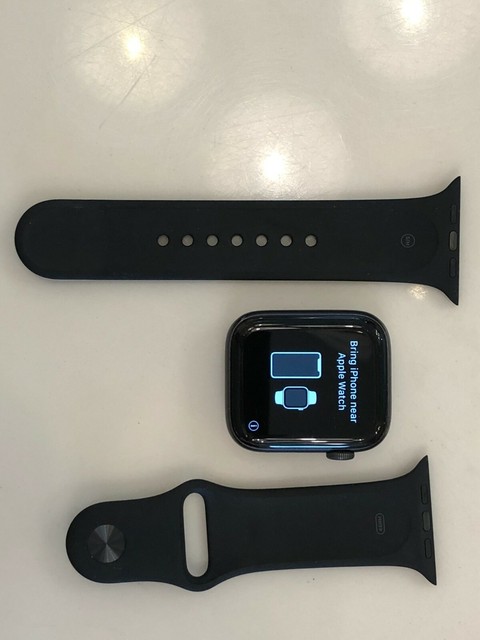 Apple Watch Series 5 44mm Space Gray Case Black Band - (MWVF2LL/A) for sale online | eBay