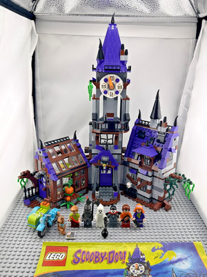 LEGO Scooby Doo MYSTERY MANSION - 100% COMPLETE 75904 - RARE FIND