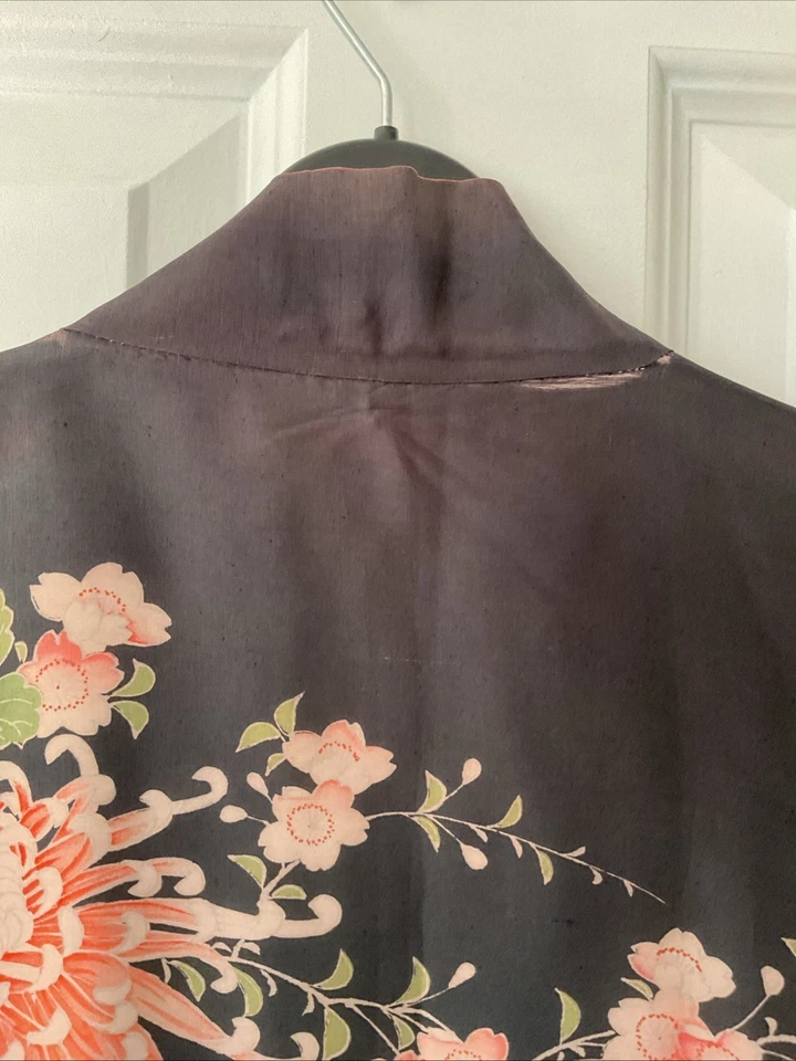 Vintage Art Deco Silk Chrysanthemum Printed Kimono - Image 2 of 4