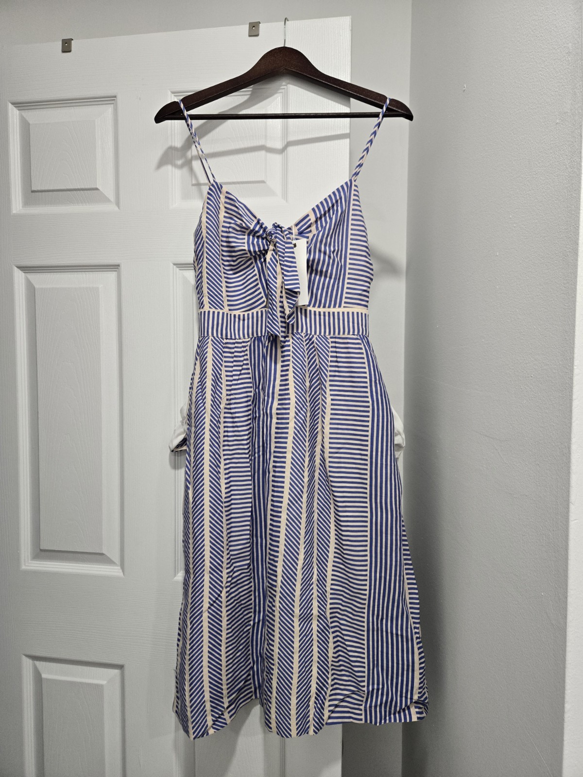 Blue White Striped Sleeveless Midi Sundress V-Neck Bow Accent Size Regular