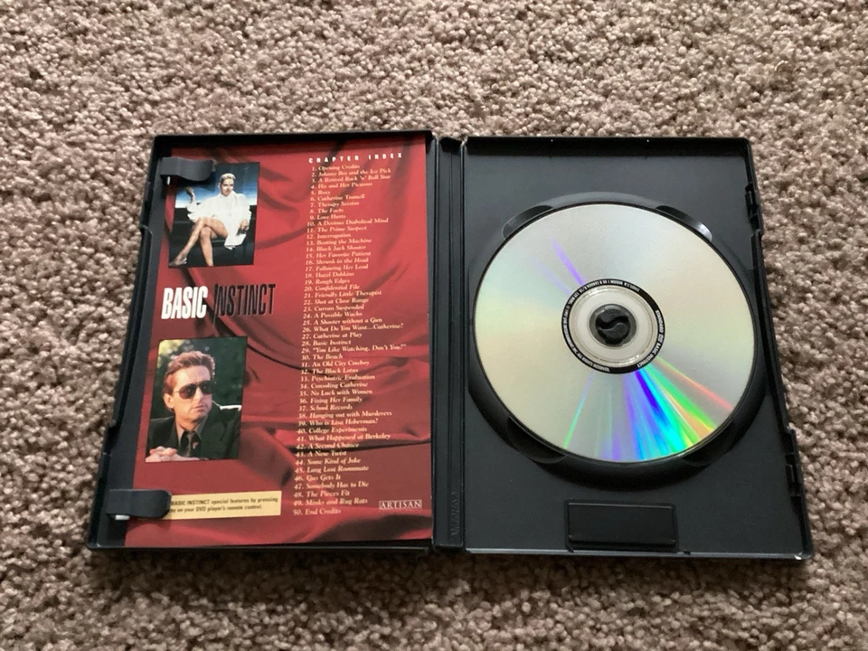 Basic Instinct (DVD, 1992, Widescreen)   Michael Douglas   Sharon Stone - Image 4 of 4