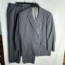 Hart Schaffner Marx 46L Relaxed Medium Gray Pinstripe Wool 2 Piece Suit 39x30