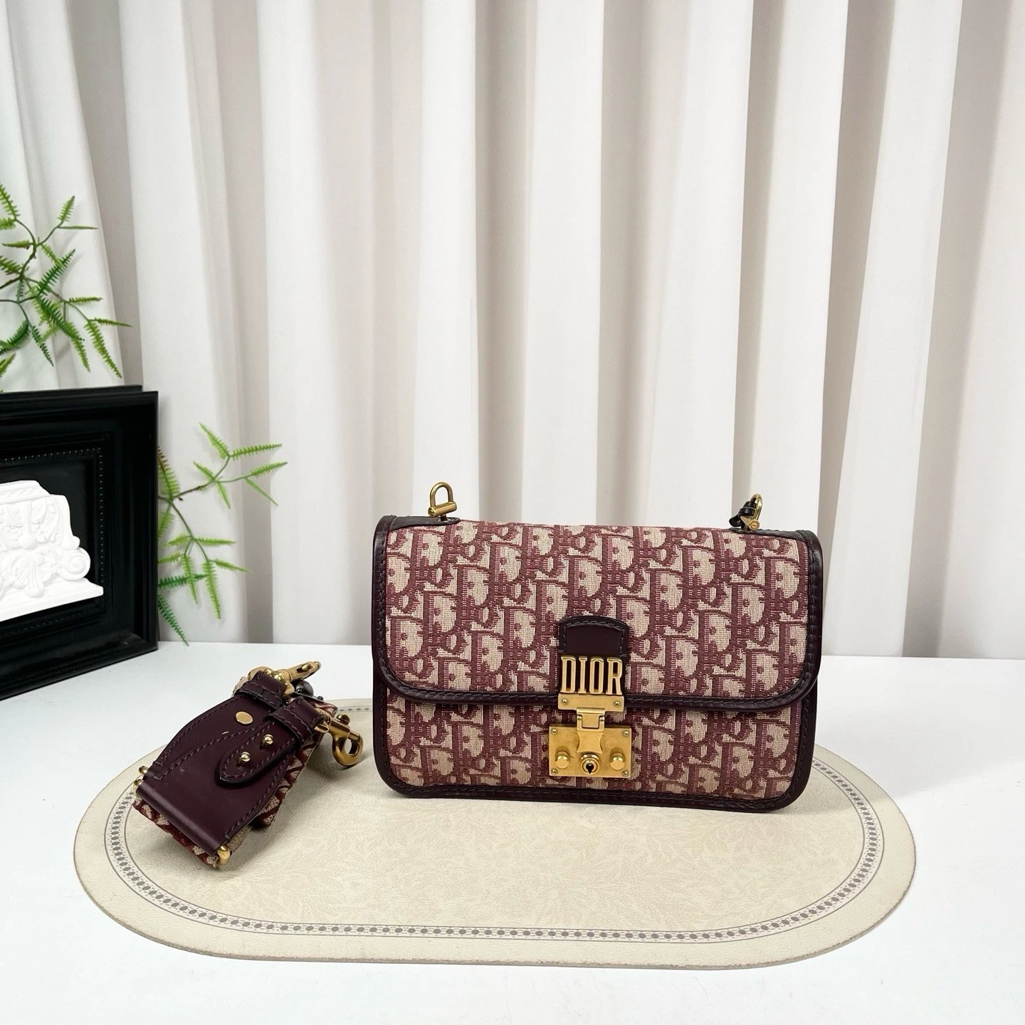 Dior — Authentic Pre-owned Dior Addict Small Burgundy Oblique Messenger Bag