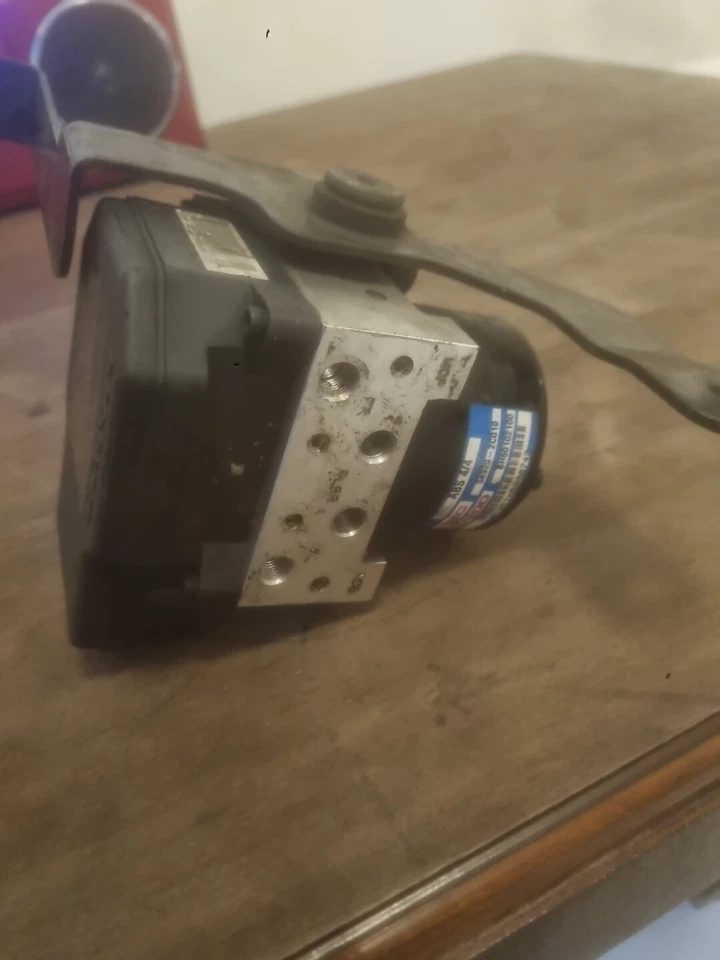 2004 Hyundai Tiburon V6 Abs Module — 第 4/4 张图片