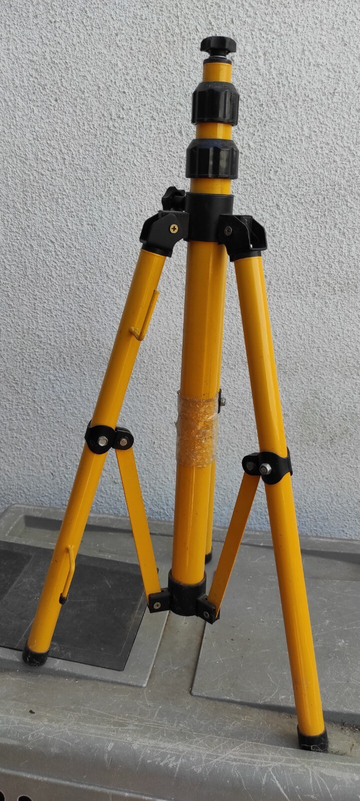 Foto 1 di 2
