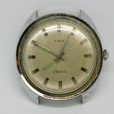 Vintage Timex Electric Quartz Analog Men's Watch for Repairs