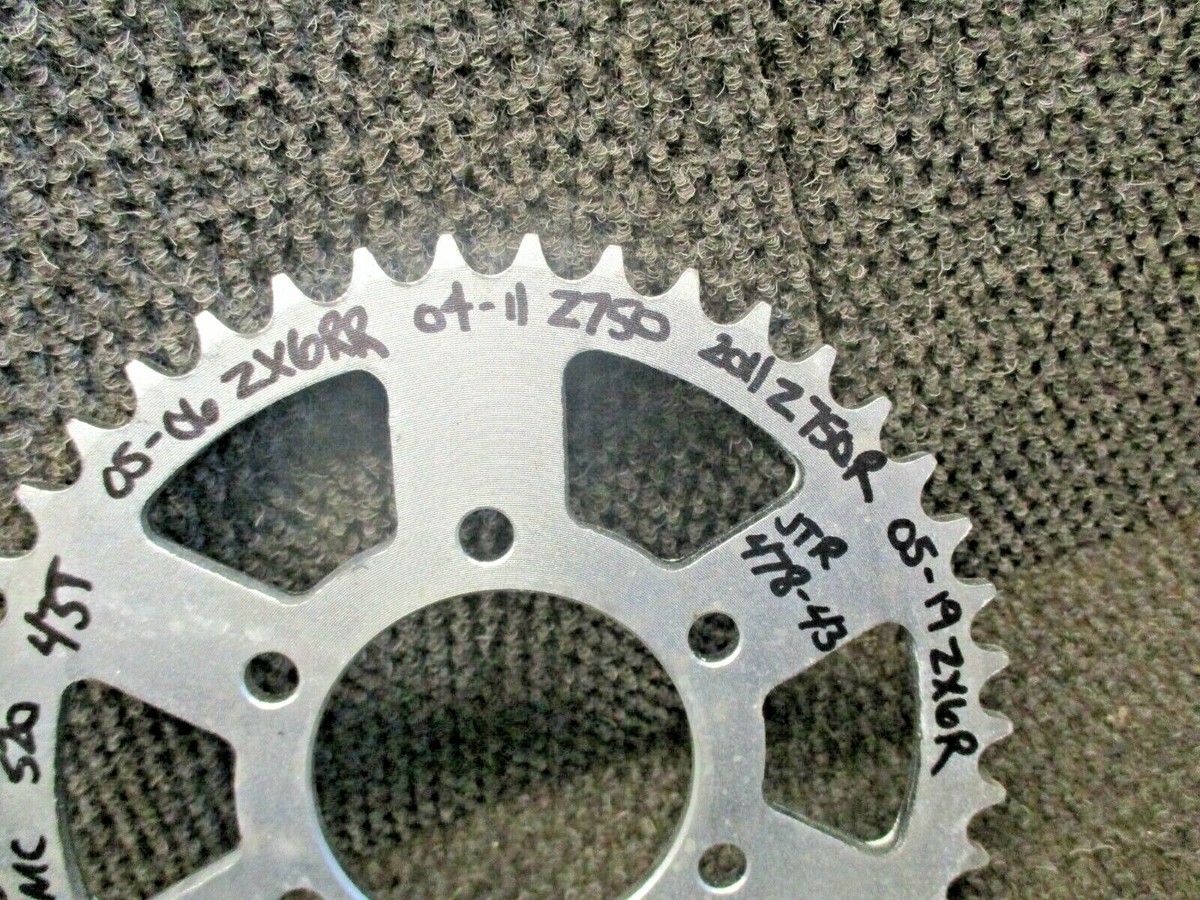 KAWASAKI ZX 6 Z 750 R RR 2004-19 SPROCKET REAR STEEL 520 43T NOS C