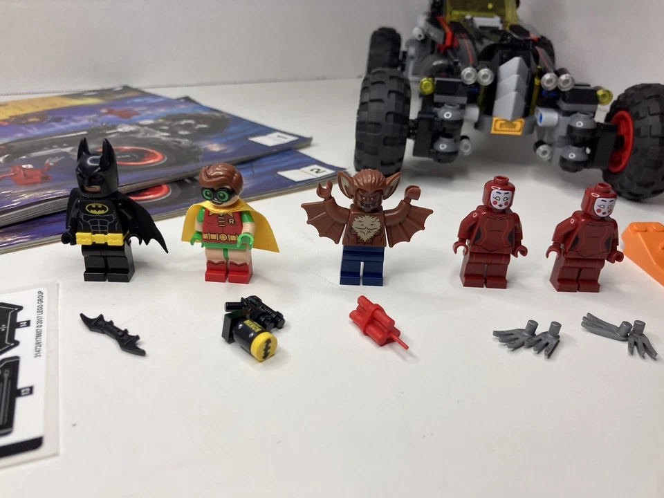 LEGO Batman Movie #70905 Batmobile - Complete, Instructs, 3 Complete Figs - Image 2 of 4
