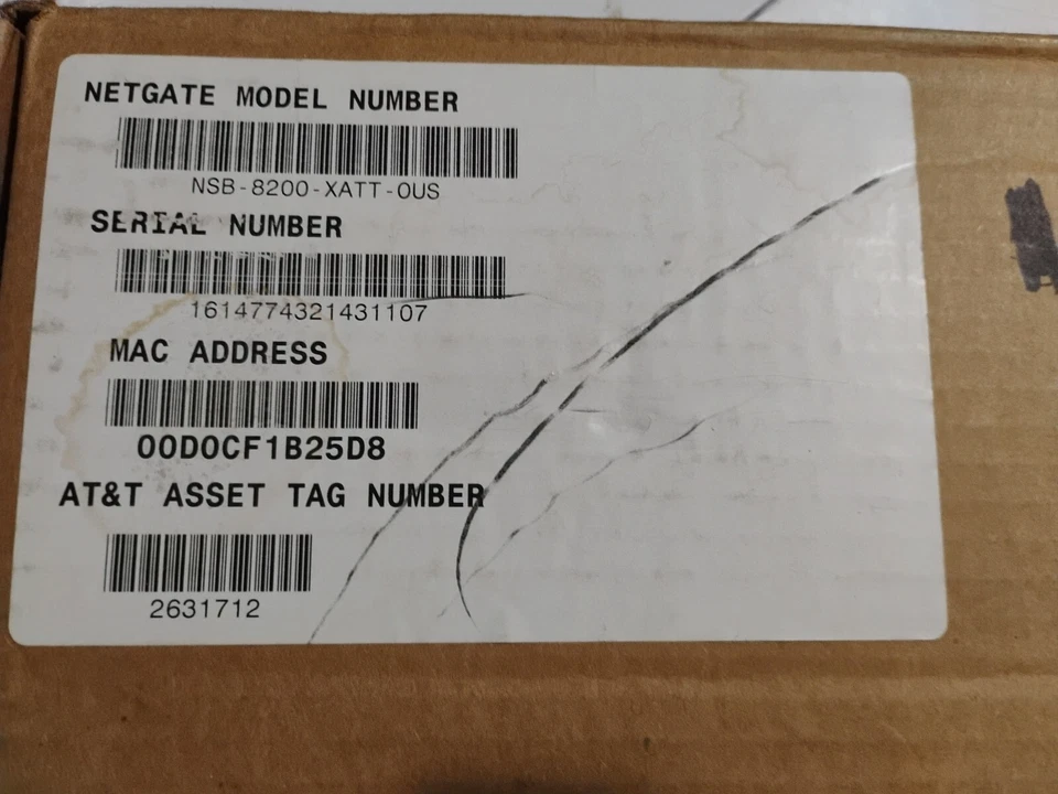 Firewall/VPN Netgear SG 8100 Foto 4 de 4