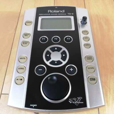 ROLAND TD-9 Used Drum Brain Module Electronic Vdrum machine ROLAND TD-9 Used Drum Brain Module Electronic Vdrum machine