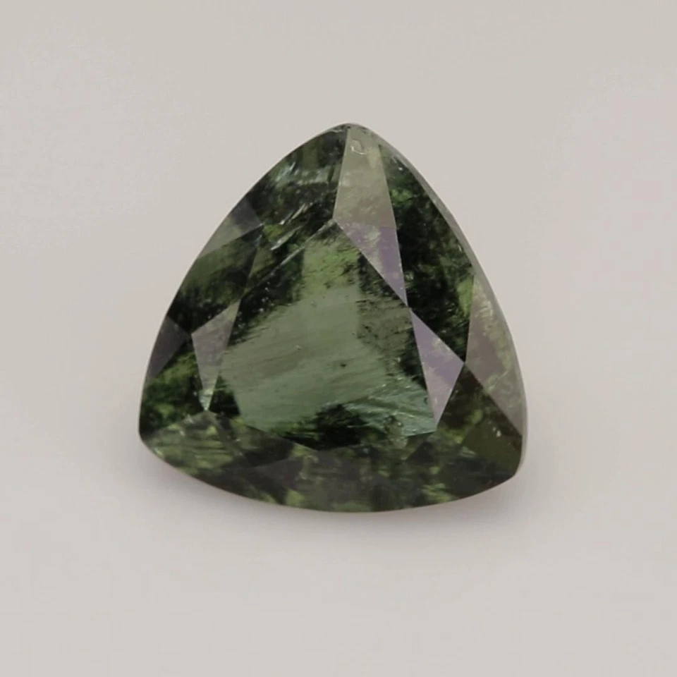 2.77 carats - Authentic Ultra Rare Huge Natural Moss Green Moldavite 2411413-6 - Image 2 of 4