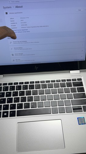 HP EliteBook X360 1030 G2 13.3 inch (512GB SSD, 16 GB RAM, Intel Core i7-7600U) - Picture 4 of 10