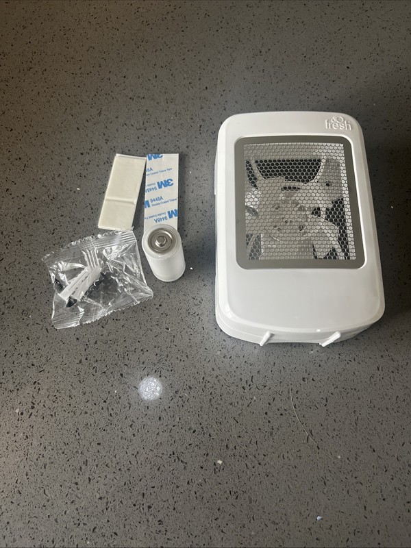 Fresh Products OFCABEA ourfresh 5.34" x 4.25" x 5.38" Dispenser 2.0 - White New
