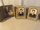 LOT OF 21 VINTAGE PHOTOGRAPHS BLACK AND WHITE IN CARDBOARD FOLDERS FRAMES — photo 7
